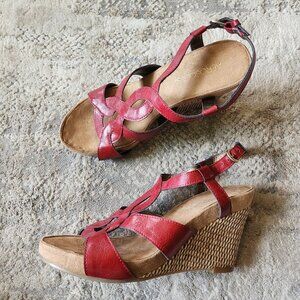Aerosoles Wedge Sandals 7.5 M Red Shoes 4” Heels Dressy Summer Fabuplush